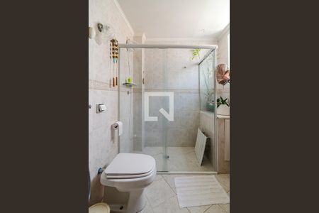 Apartamento à venda com 193m², 4 quartos e 1 vagaBanheiro da suíte