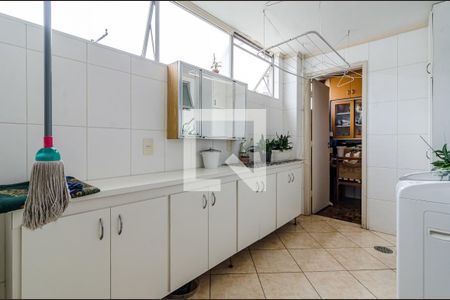 Apartamento à venda com 193m², 4 quartos e 1 vagaÁrea de serviço