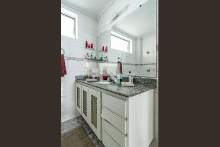 Apartamento à venda com 193m², 4 quartos e 1 vagaBanheiro