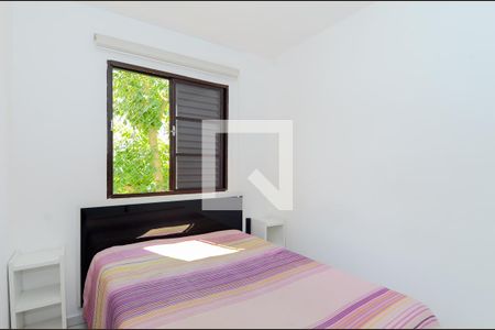 Quarto 1 de apartamento para alugar com 2 quartos, 40m² em Parque Uirapuru, Guarulhos