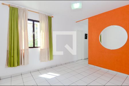 Sala de apartamento para alugar com 2 quartos, 40m² em Parque Uirapuru, Guarulhos