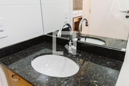 Banheiro Pia de apartamento para alugar com 1 quarto, 24m² em Perdizes, São Paulo