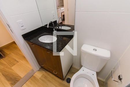 Banheiro de apartamento para alugar com 1 quarto, 24m² em Perdizes, São Paulo