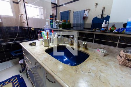 Apartamento à venda com 109m², 3 quartos e 1 vagaBanheiro da Suíte