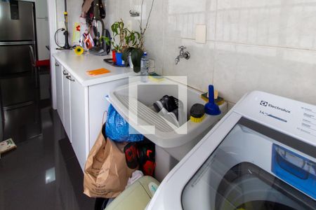 Apartamento à venda com 109m², 3 quartos e 1 vagaÁrea de Serviço