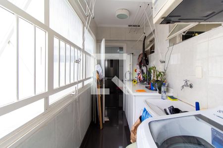 Apartamento à venda com 109m², 3 quartos e 1 vagaÁrea de Serviço