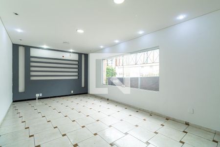 Sala de casa para alugar com 3 quartos, 300m² em Jardim Santa Mena, Guarulhos