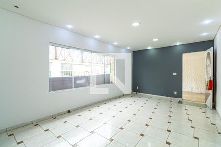Sala de casa para alugar com 3 quartos, 300m² em Jardim Santa Mena, Guarulhos