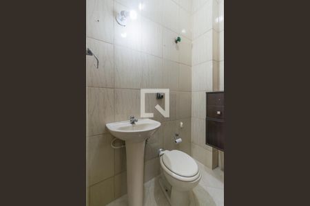 Apartamento para alugar com 63m², 2 quartos e sem vagaBanheiro