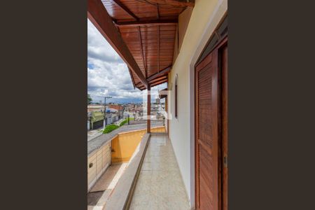 Casa à venda com 190m², 3 quartos e 4 vagasQuarto 3  Varanda 