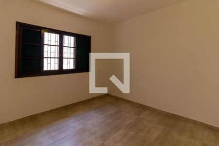 Casa à venda com 450m², 5 quartos e 3 vagasQuarto 2