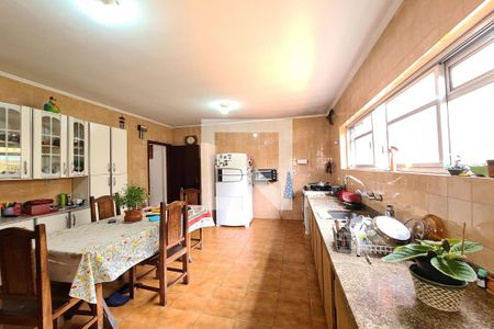 Casa à venda com 270m², 4 quartos e 5 vagasCozinha