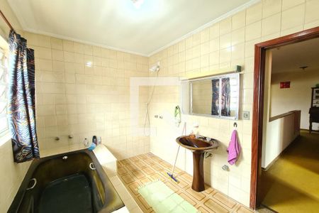 Casa à venda com 270m², 4 quartos e 5 vagasBanheiro