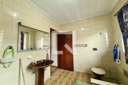 Casa à venda com 270m², 4 quartos e 5 vagasBanheiro