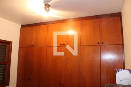 Casa à venda com 158m², 3 quartos e 2 vagasQuarto 3