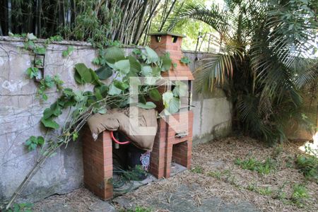 Casa à venda com 158m², 3 quartos e 2 vagasChurrasqueira