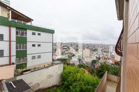 Vista da Sala de apartamento para alugar com 2 quartos, 80m² em Graça, Belo Horizonte