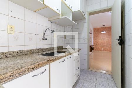 Apartamento para alugar com 47m², 2 quartos e 1 vaga Apartamento para alugar com 47m², 2 quartos e 1 vagaCozinha