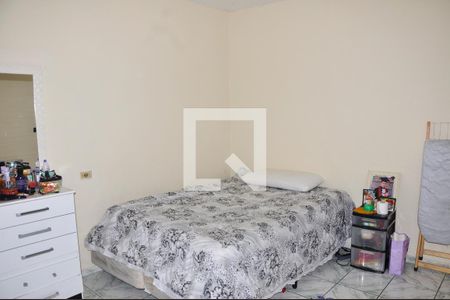 Casa à venda com 338m², 2 quartos e 1 vaga Casa à venda com 338m², 2 quartos e 1 vagaCasa 01 - Detalhe - Quarto 01