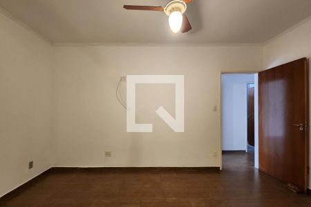 Casa para alugar com 240m², 3 quartos e 4 vagas Casa para alugar com 240m², 3 quartos e 4 vagasSuíte 1