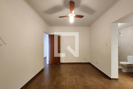 Casa para alugar com 240m², 3 quartos e 4 vagas Casa para alugar com 240m², 3 quartos e 4 vagasSuíte 1