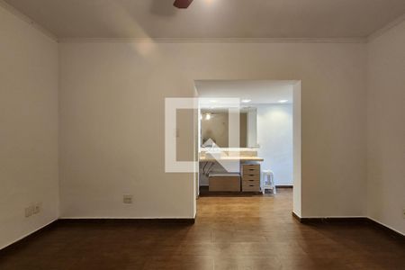 Casa para alugar com 240m², 3 quartos e 4 vagas Casa para alugar com 240m², 3 quartos e 4 vagasSuíte 1