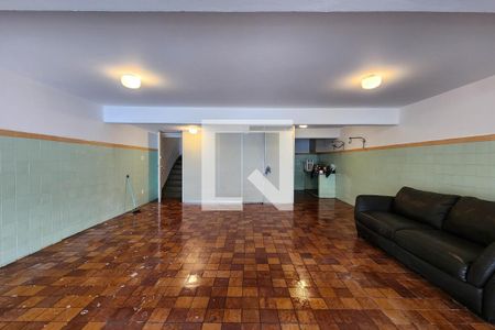 Casa para alugar com 240m², 3 quartos e 4 vagas Casa para alugar com 240m², 3 quartos e 4 vagasGaragem