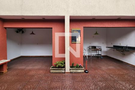 Casa para alugar com 240m², 3 quartos e 4 vagas Casa para alugar com 240m², 3 quartos e 4 vagasQuintal