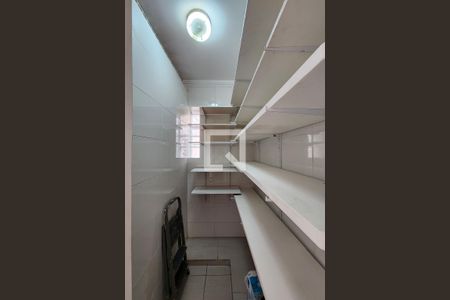 Casa para alugar com 240m², 3 quartos e 4 vagas Casa para alugar com 240m², 3 quartos e 4 vagasDespensa