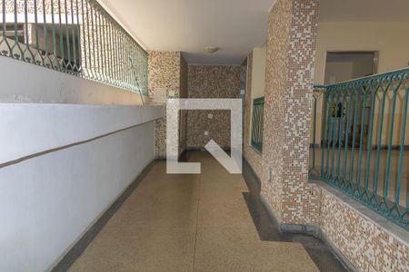 Apartamento à venda com 102m², 2 quartos e 1 vaga Apartamento à venda com 102m², 2 quartos e 1 vagaHall de entrada