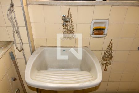 Apartamento à venda com 102m², 2 quartos e 1 vaga Apartamento à venda com 102m², 2 quartos e 1 vagaArea de Serviço