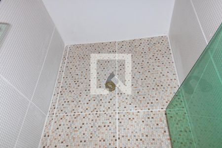Apartamento à venda com 102m², 2 quartos e 1 vaga Apartamento à venda com 102m², 2 quartos e 1 vagaBanheiro do Corredor
