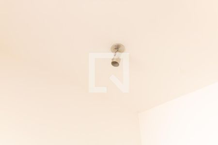 Apartamento à venda com 102m², 2 quartos e 1 vaga Apartamento à venda com 102m², 2 quartos e 1 vagaQuarto de Serviço