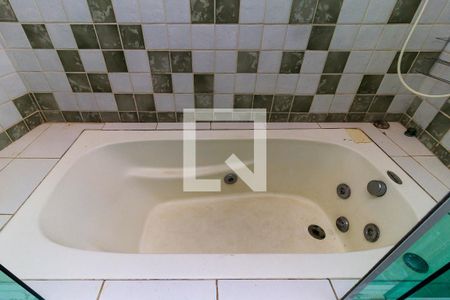 Casa à venda com 280m², 4 quartos e 3 vagasBanheiro