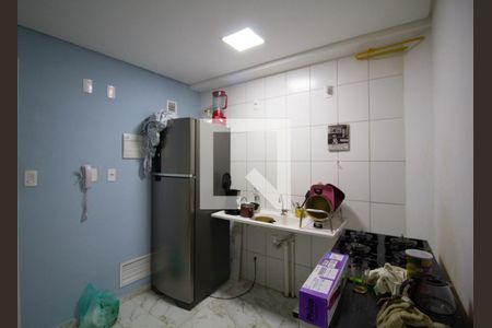 Sala/Cozinha de kitnet/studio à venda com 1 quarto, 29m² em Vila Campanela, São Paulo