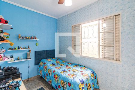 Casa à venda com 170m², 3 quartos e 2 vagas Casa à venda com 170m², 3 quartos e 2 vagasQuarto 2