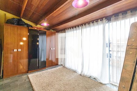 Casa à venda com 170m², 3 quartos e 2 vagas Casa à venda com 170m², 3 quartos e 2 vagasSuite