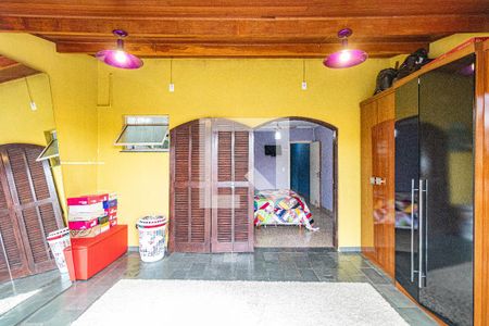 Casa à venda com 170m², 3 quartos e 2 vagas Casa à venda com 170m², 3 quartos e 2 vagasSuite