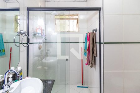 Casa à venda com 170m², 3 quartos e 2 vagas Casa à venda com 170m², 3 quartos e 2 vagasBanheiro Social