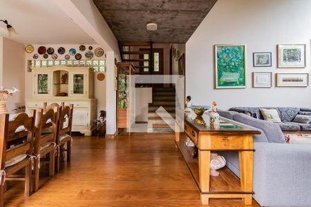 Sala / Acesso aos Níveis Superiores de casa de condomínio à venda com 4 quartos, 400m² em Arvoredo, Nova Lima