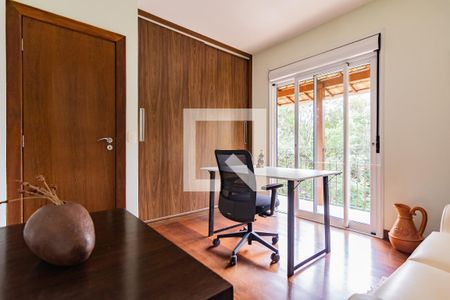 Casa de condomínio à venda com 400m², 4 quartos e 3 vagas Casa de condomínio à venda com 400m², 4 quartos e 3 vagasQuarto 2