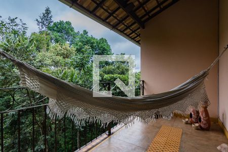 Casa de condomínio à venda com 400m², 4 quartos e 3 vagas Casa de condomínio à venda com 400m², 4 quartos e 3 vagasVaranda Quarto 4 (Suíte)