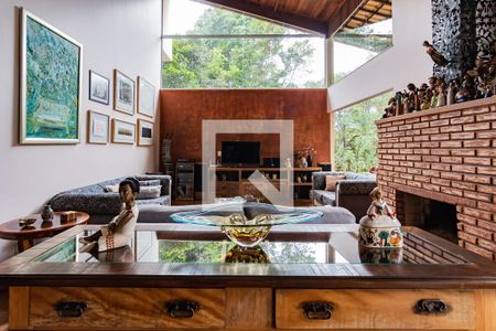 Sala de casa de condomínio à venda com 4 quartos, 400m² em Arvoredo, Nova Lima