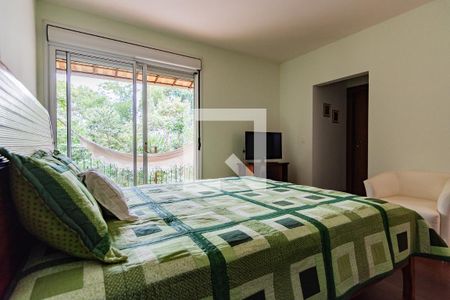 Casa de condomínio à venda com 400m², 4 quartos e 3 vagas Casa de condomínio à venda com 400m², 4 quartos e 3 vagasQuarto 4 (Suíte)