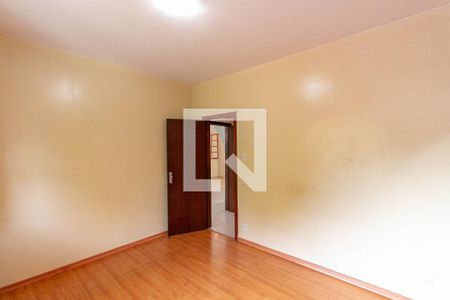 Casa à venda com 174m², 4 quartos e 1 vagaQuarto Suíte