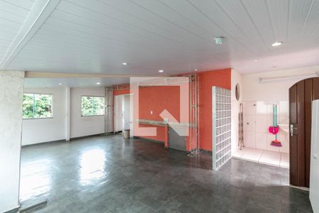 Casa à venda com 174m², 4 quartos e 1 vagaÁrea de Serviço