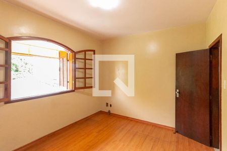 Casa à venda com 174m², 4 quartos e 1 vagaQuarto Suíte