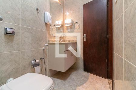 Casa à venda com 174m², 4 quartos e 1 vagaBanheiro Social