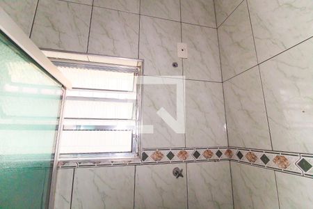 Casa à venda com 170m², 2 quartos e 2 vagasBanheiro