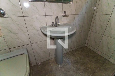 Casa à venda com 170m², 2 quartos e 2 vagasBanheiro